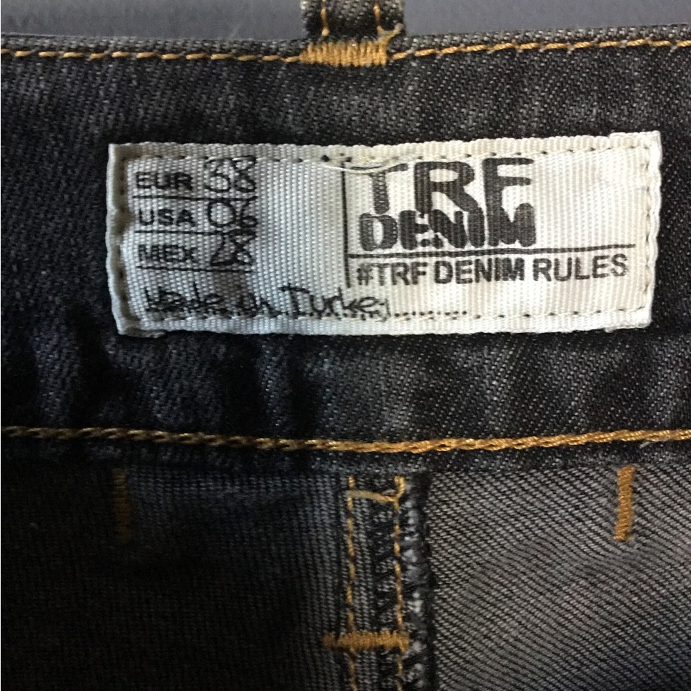 TRF jeans